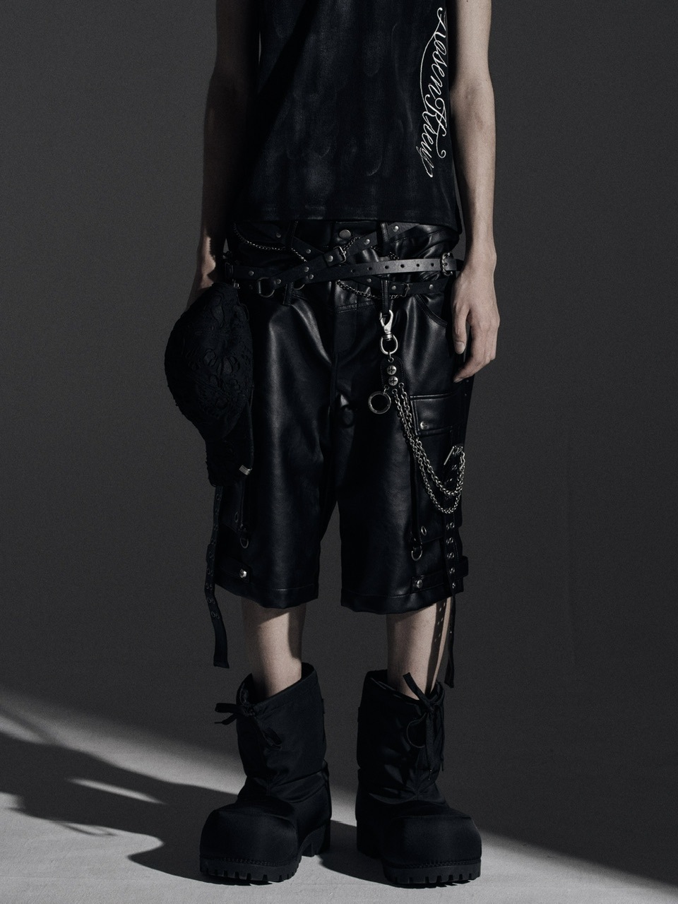 【Rosen Kreuz】LEATHER SHORT PANTS サイズ2 Rosen Kreuz】DOUBLE WAIST LEATHER SHORT PANTS | OUR BRAND
