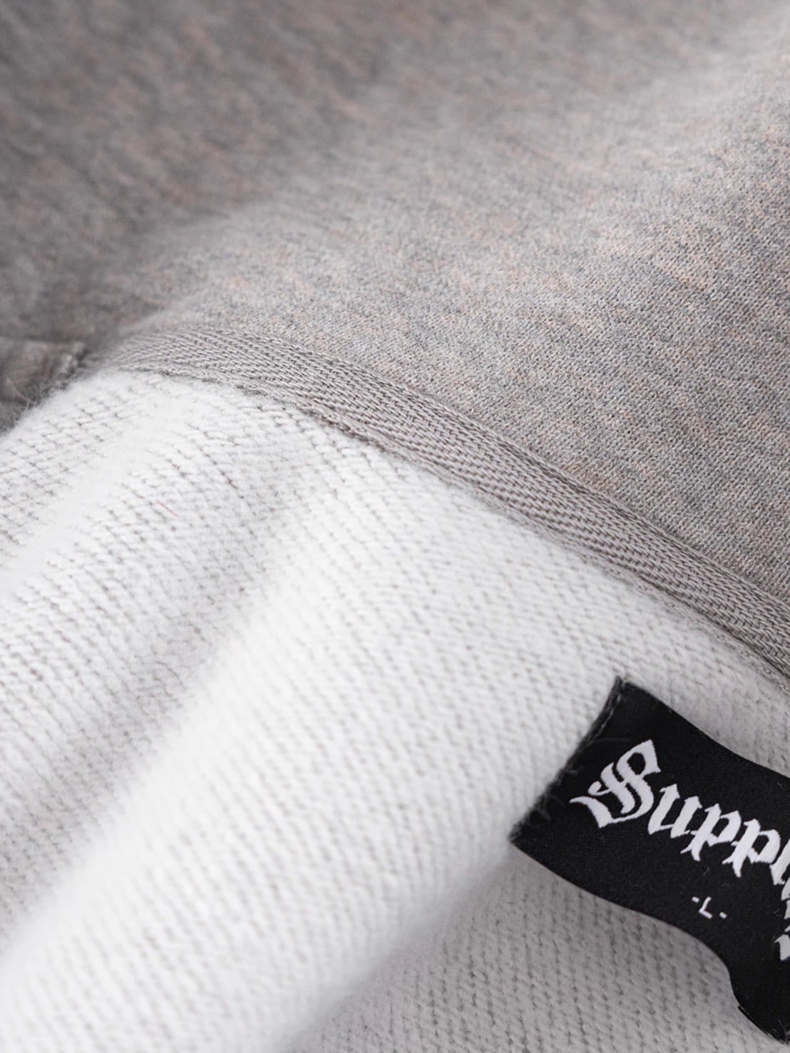 サリー SWITCHING PIERCED ZIP HOODIE -2.COLOR- | WALKIN STORE WEB SHOP