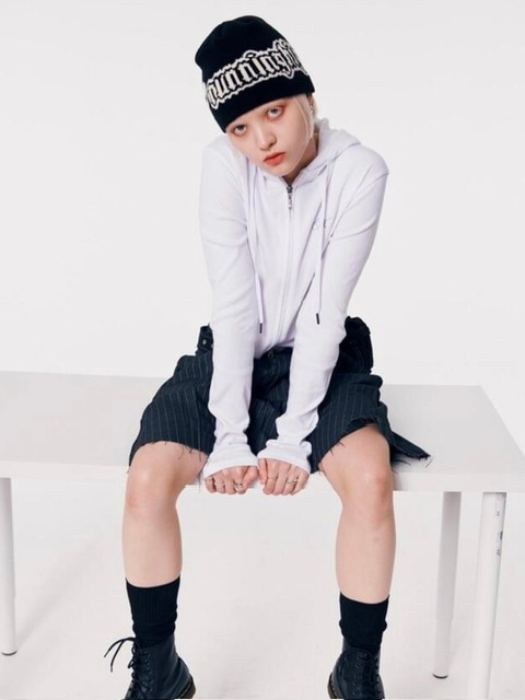 【runningHIGH】SKULL LOGO JACQUARD BEANIE