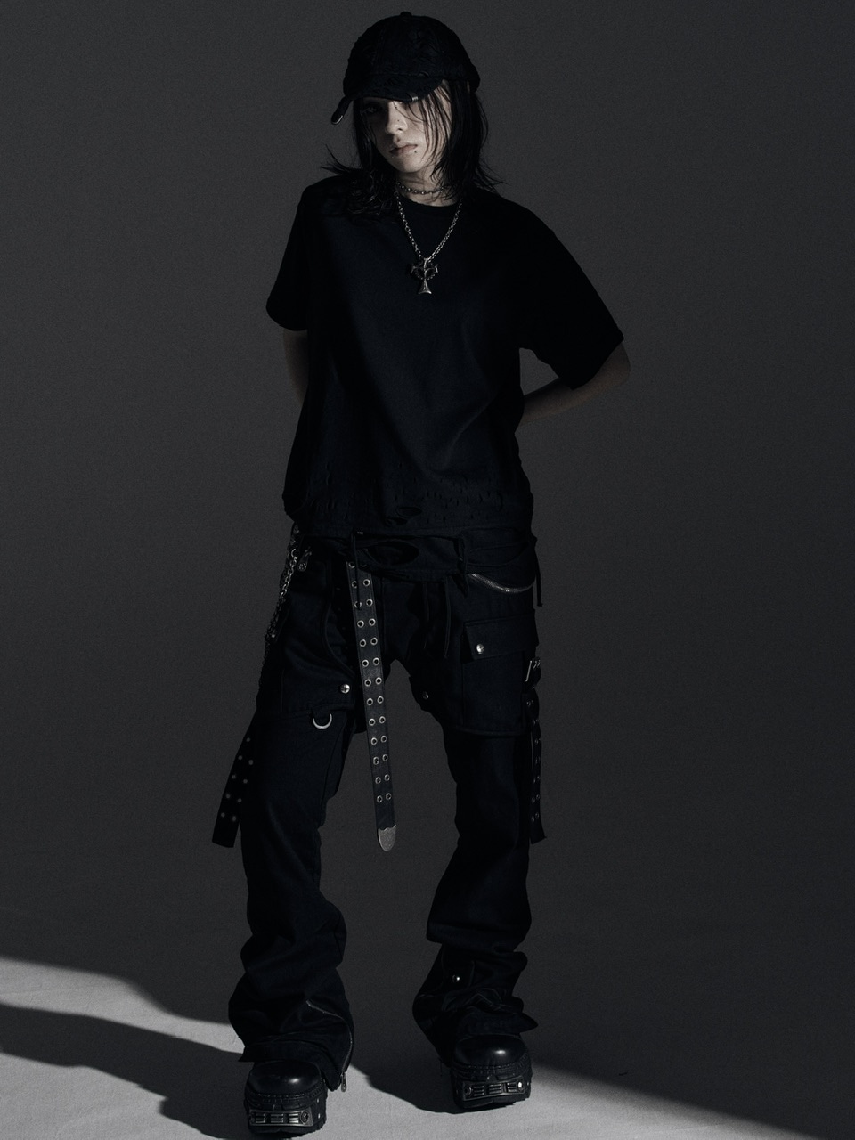 【Rosen Kreuz】BOXY FIT LAYERED DAMAGE TEE