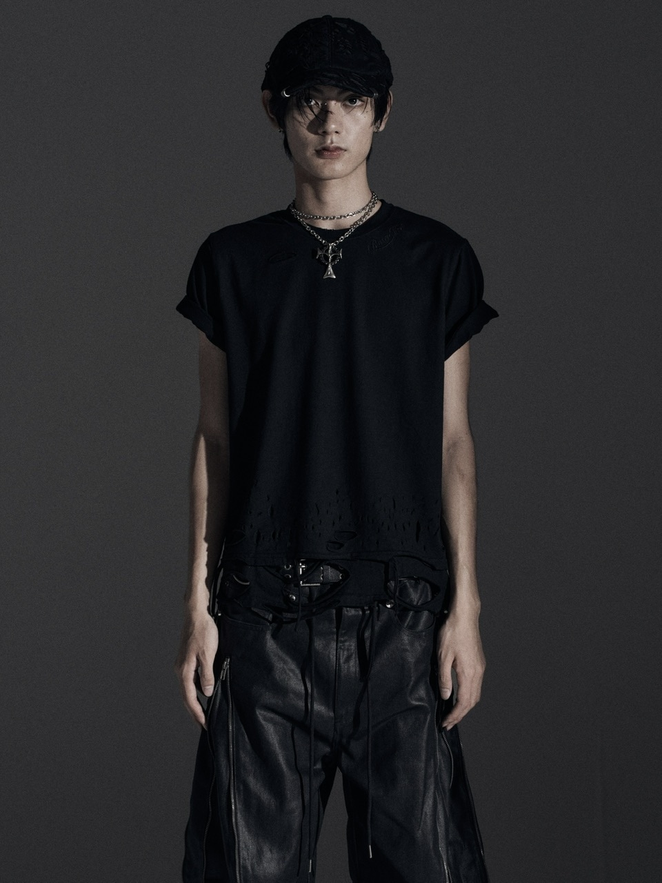 ひより‼️ ROSEN KREUZ ブラック Tシャツ Rosen Kreuz】BOXY FIT LAYERED DAMAGE TEE | OUR BRAND,Rosen