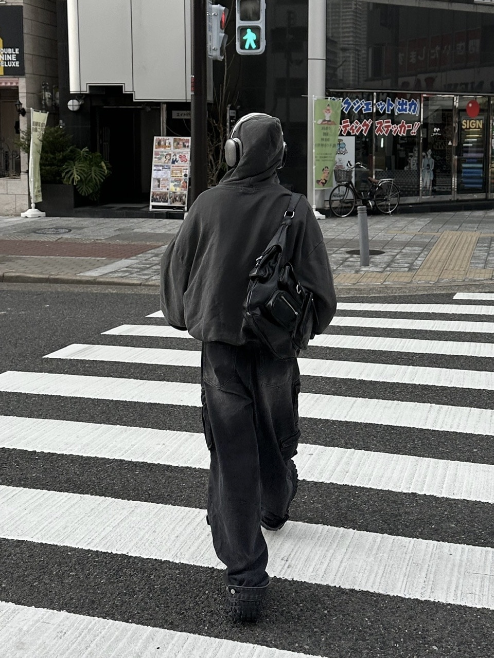 【専用品】Crossroad Store様 大阪店WEB限定【Chikashitsu +】leather pocket shoulder bag | OUR