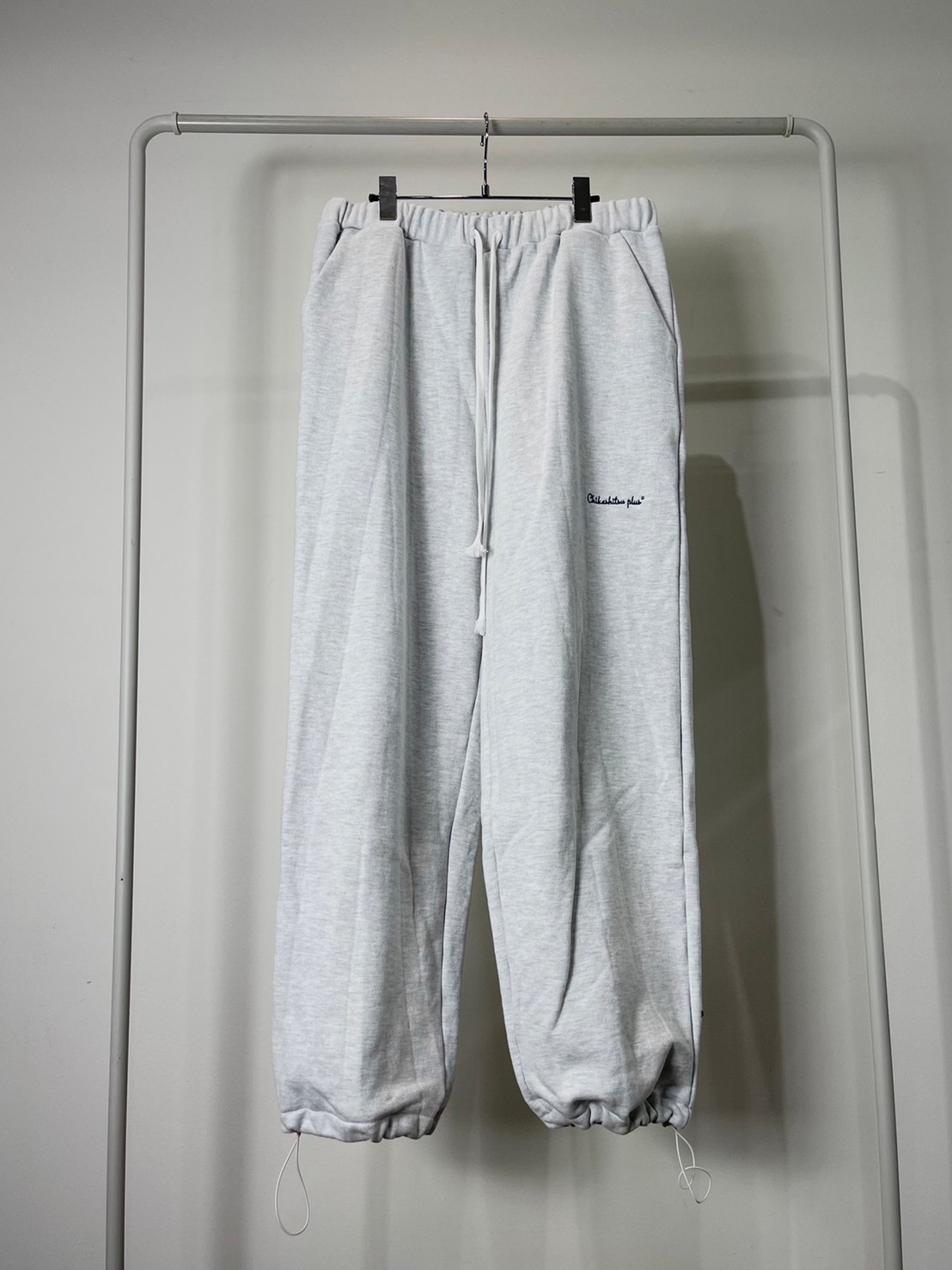 【Chikashitsu + ORIGINAL】loose logo sweat pants (3color)