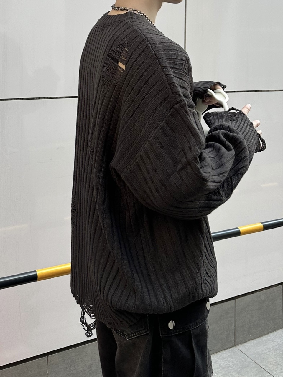 大阪店WEB限定【Chikashitsu +】overfit damage knit (3color)