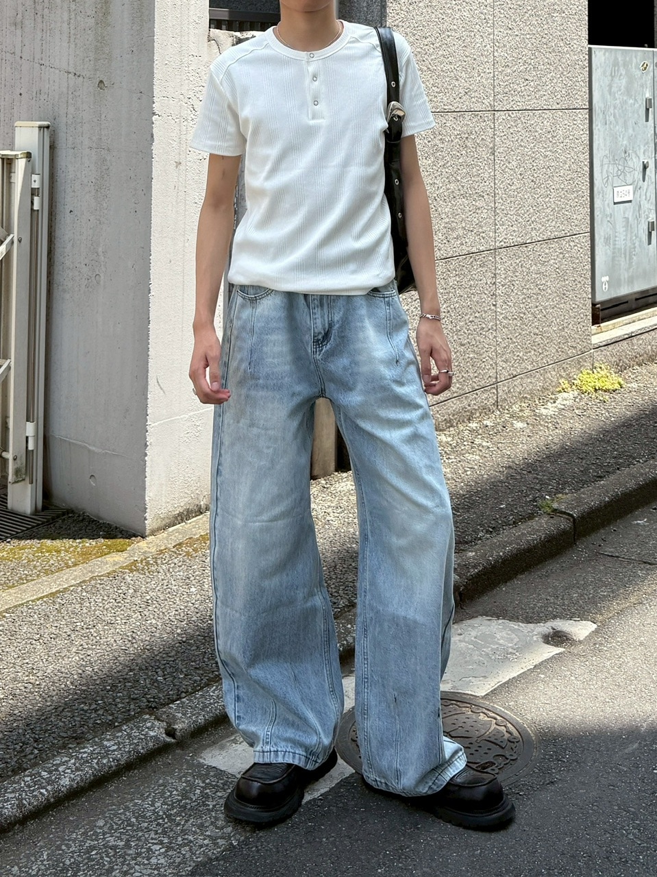 東京店WEB限定受注制【Chikashitsu +】barrel leg jeans | OUR BRAND