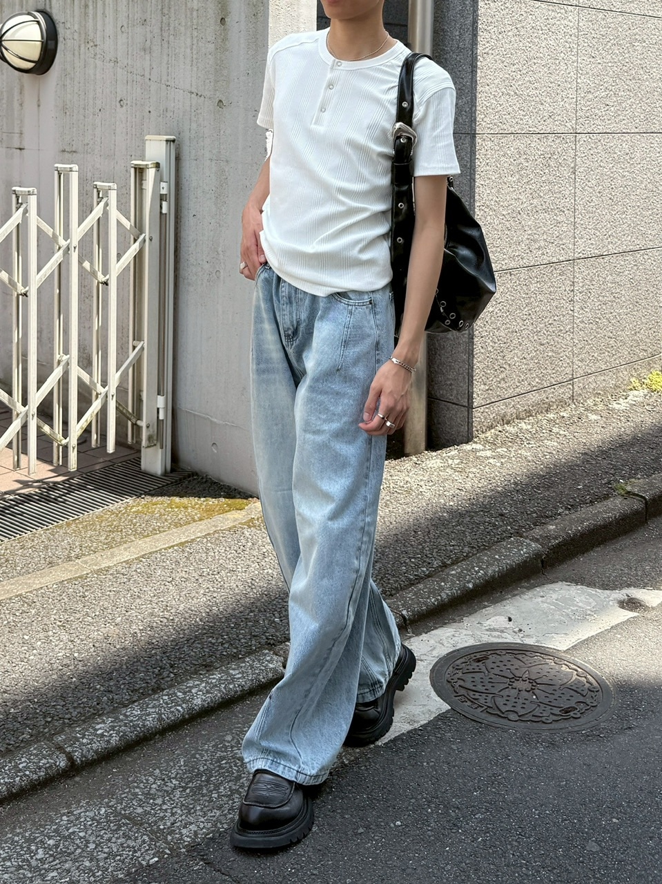 東京店WEB限定受注制【Chikashitsu +】barrel leg jeans | OUR BRAND