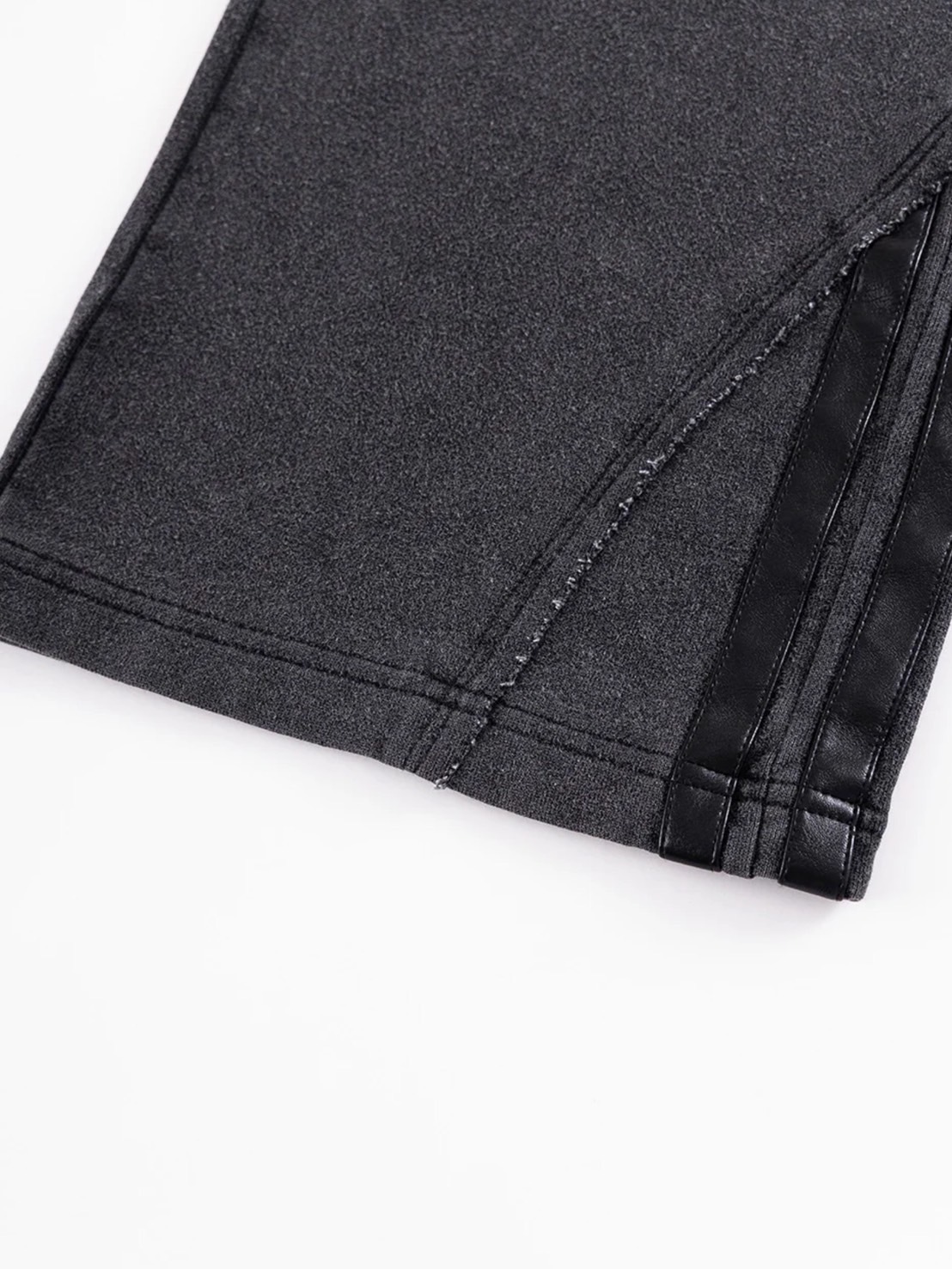 【SUPPLIER】TRIBAL SIDE STRIPE JOGGER PANTS / 【サプライヤー】サイドトライバルデザインジョガーパンツ