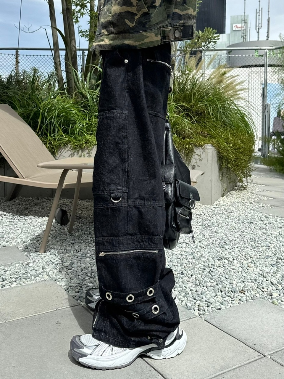 受注制【Chikashitsu +】steel ring denim cargo pants | OUR