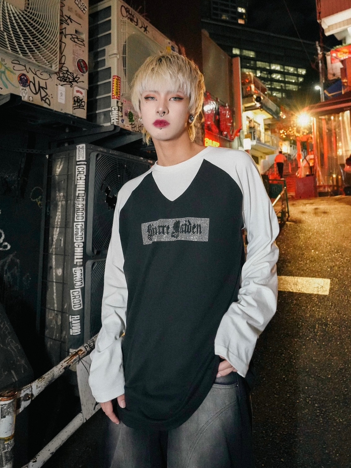 Bizarre Maiden ビザール メイデン ラインストーン ロゴ ラグラン Bizarre Maiden】rhinestone logo raglan tee (2color