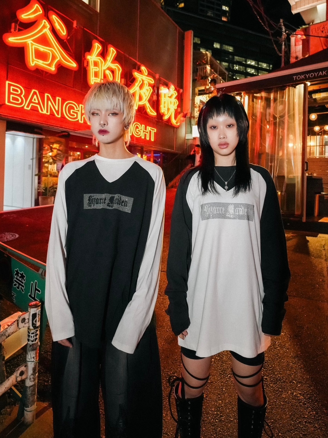 Bizarre Maiden ビザール メイデン ラインストーン ロゴ ラグラン セール】【Bizarre Maiden】rhinestone logo raglan tee