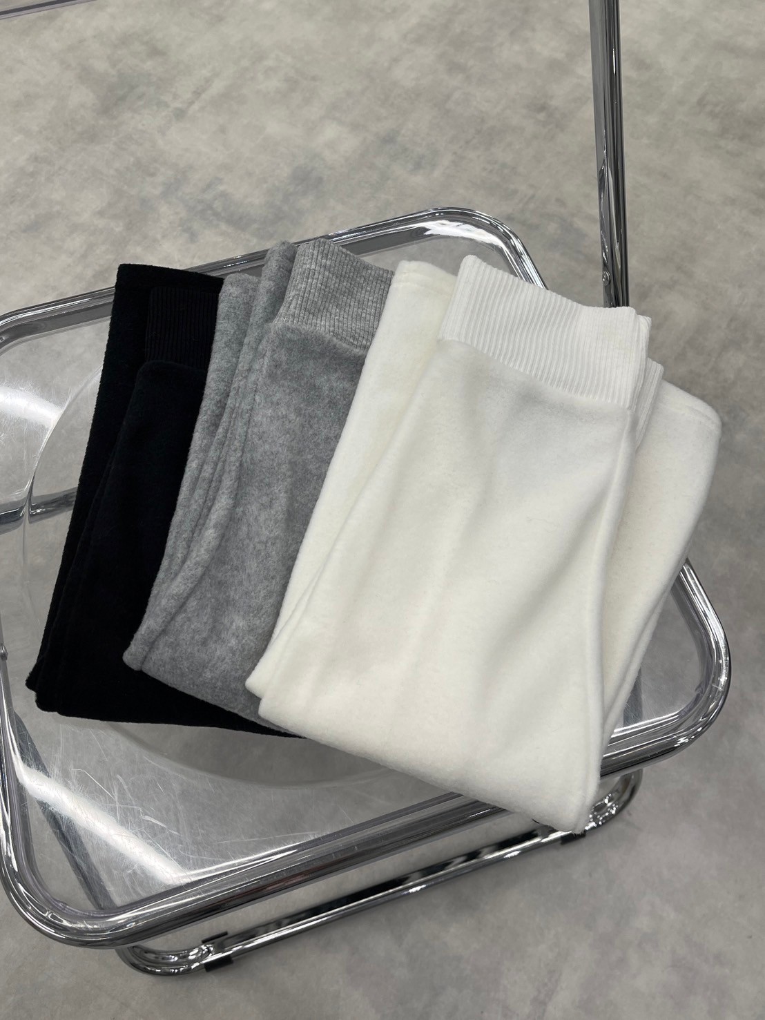 受注制【nmtc +】simple flare legwarmer (3color)