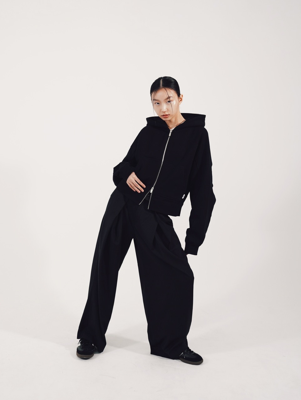 CS】cropped double zip hoodie (black) | OUR BRAND