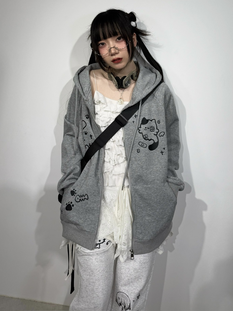 受注制【Nerd out XU】neko!! Zip hoodie (2color) / 【ナードアウト