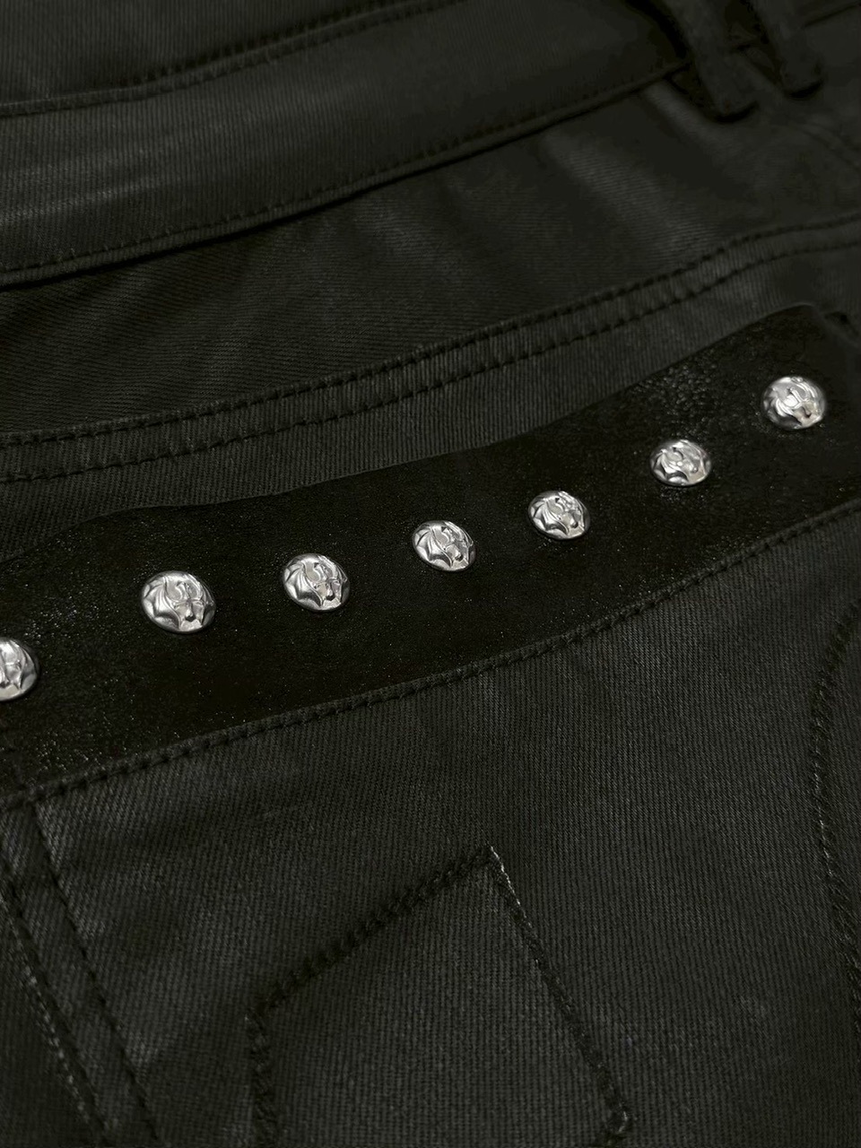 【UNIZ】8 Backs J-Cut Pants / 【ユニズ】ダーティーライクレイヤードバルーンデニムパンツ