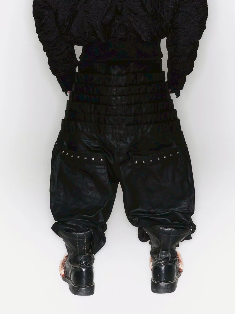 【UNIZ】8 Backs J-Cut Pants / 【ユニズ】ダーティーライクレイヤードバルーンデニムパンツ