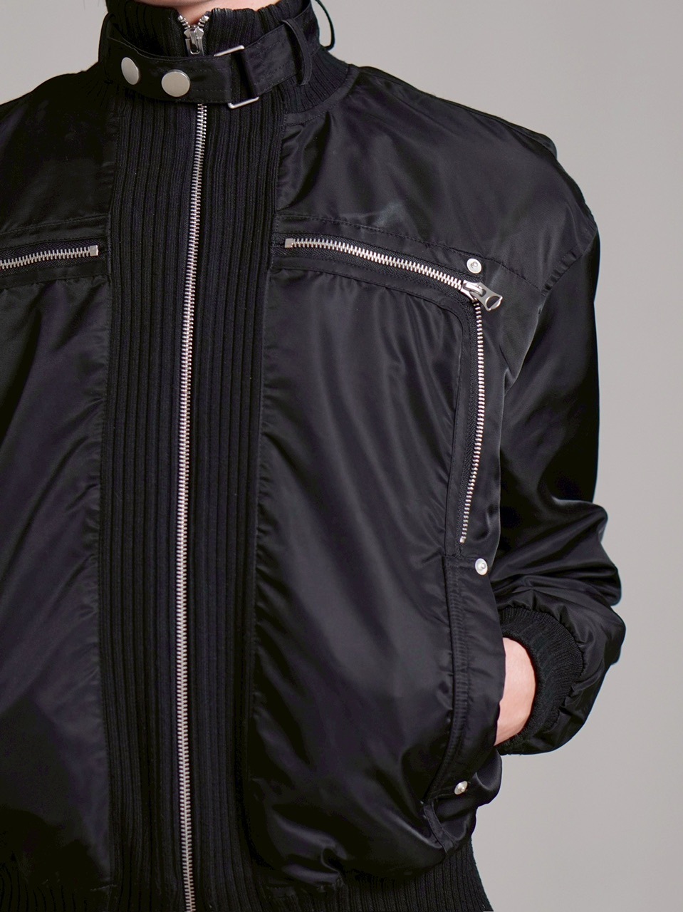 受注制【Chikashitsu +】zip up design bomber blouson