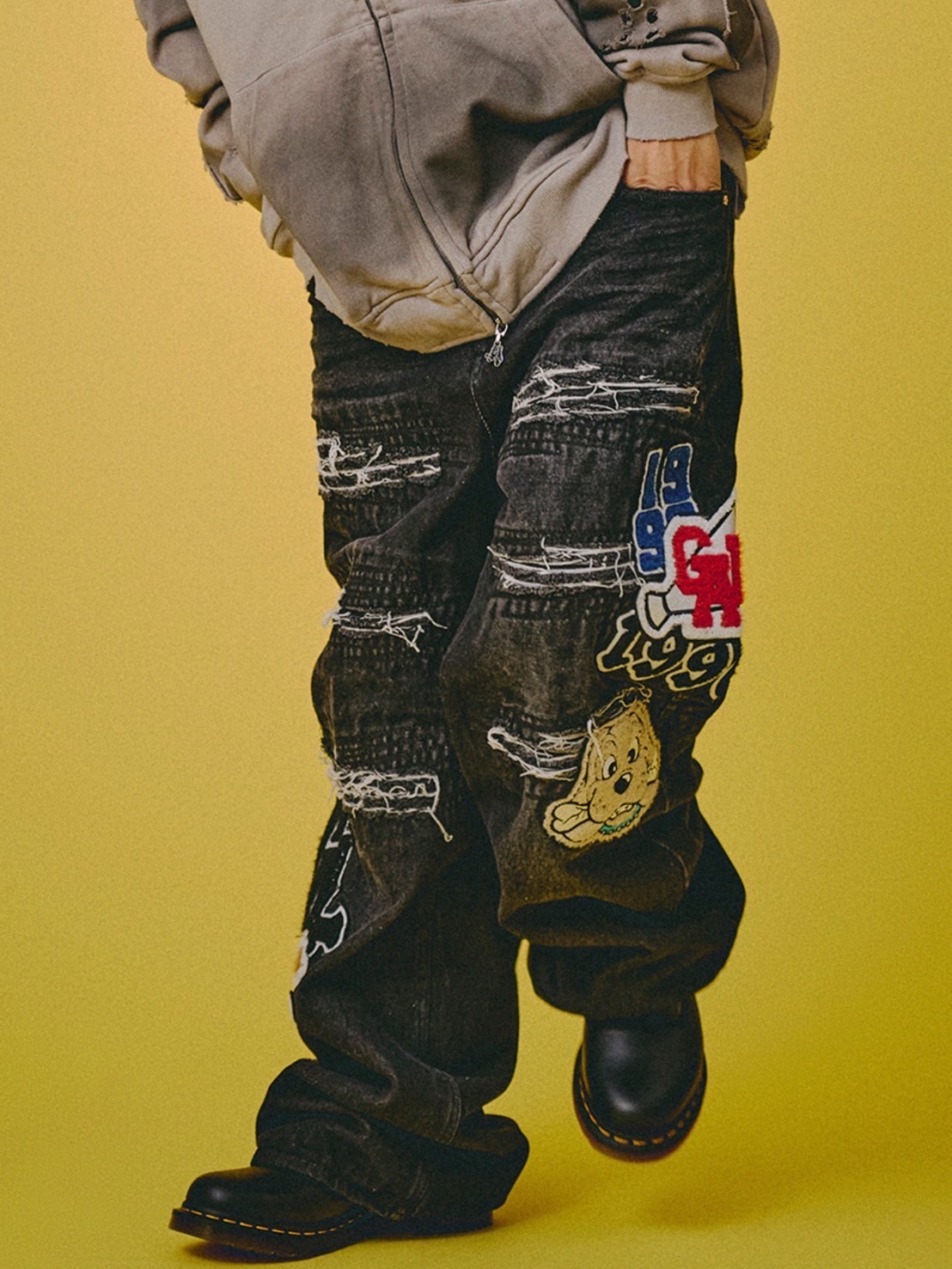 【GALFY】ワッペンだらけデニム