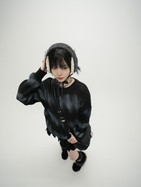 ブラック ビジューロゴ付きイヤーマフ　mimi.a イヤーマフ | mobilitystation