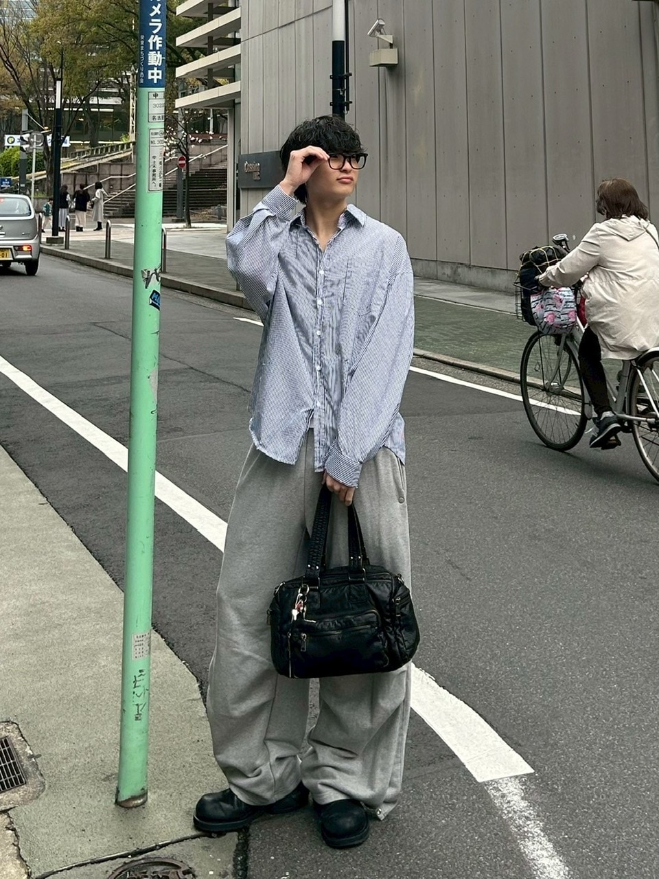 受注制【Chikashitsu +】side snap button sweat pants (2color) | OUR