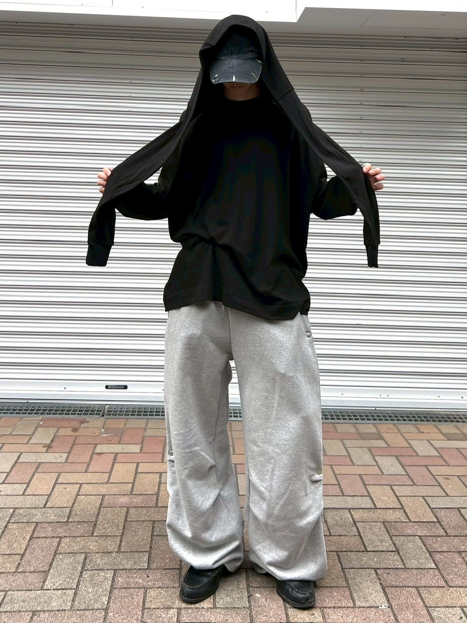受注制【Chikashitsu +】side snap button sweat pants (2color) | OUR