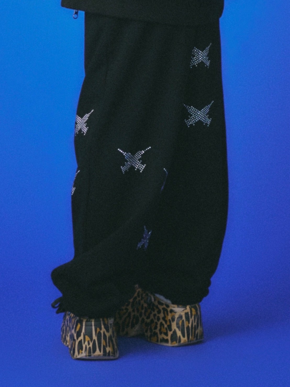 【GALFY】ピカピカ注射器パンツ