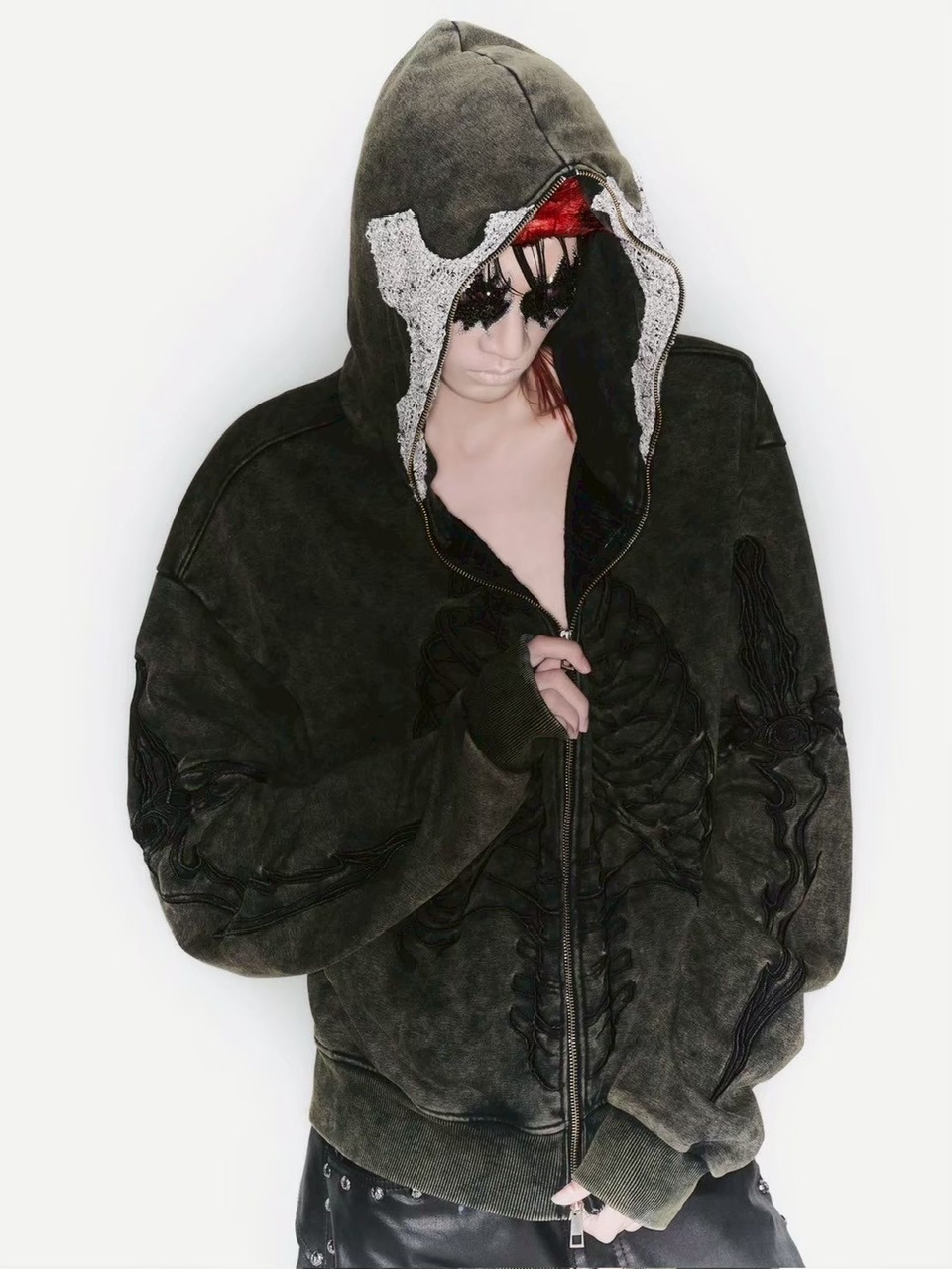 UNIZ】SKELETON KNIGHT HOODIE / 【ユニズ】刺しゅうロゴダブル