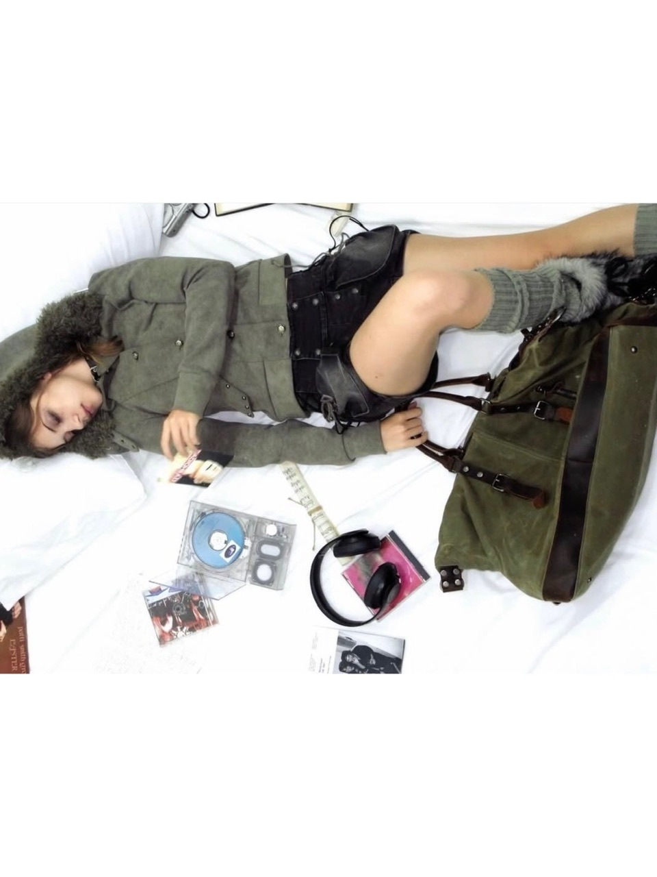 【Cest Nous】Bloom-style denim shorts / 【セヌー】レースアップリベットショートデニムパンツ