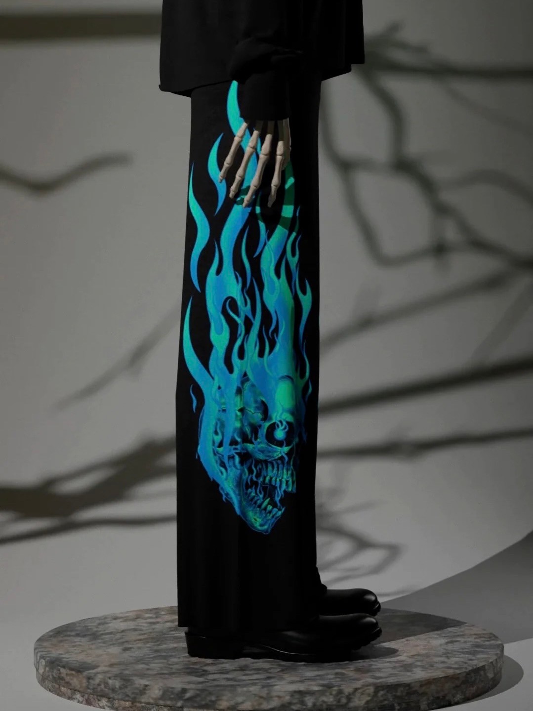 【VLONE】Glacier Sweatpants (oversized)