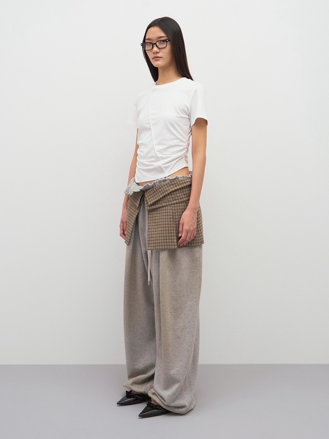 【LCDC】SPRAY WASHED PLEATS DETAIL TROUSERS / 【エルシーディーシー・ティーエム】スプレーウォッシュプリーツディティールスウェットパンツ