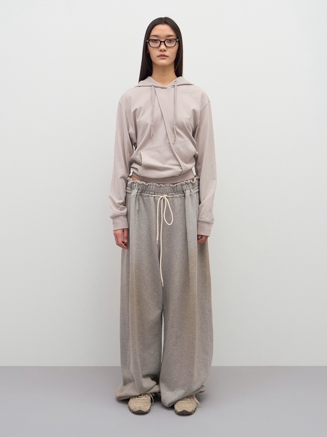 【LCDC】SPRAY WASHED PLEATS DETAIL TROUSERS / 【エルシーディーシー・ティーエム】スプレーウォッシュプリーツディティールスウェットパンツ