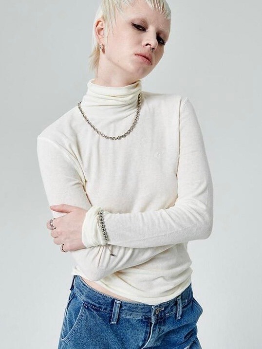 【runningHIGH】ANGORA GAUZE TURTLENECK TOP