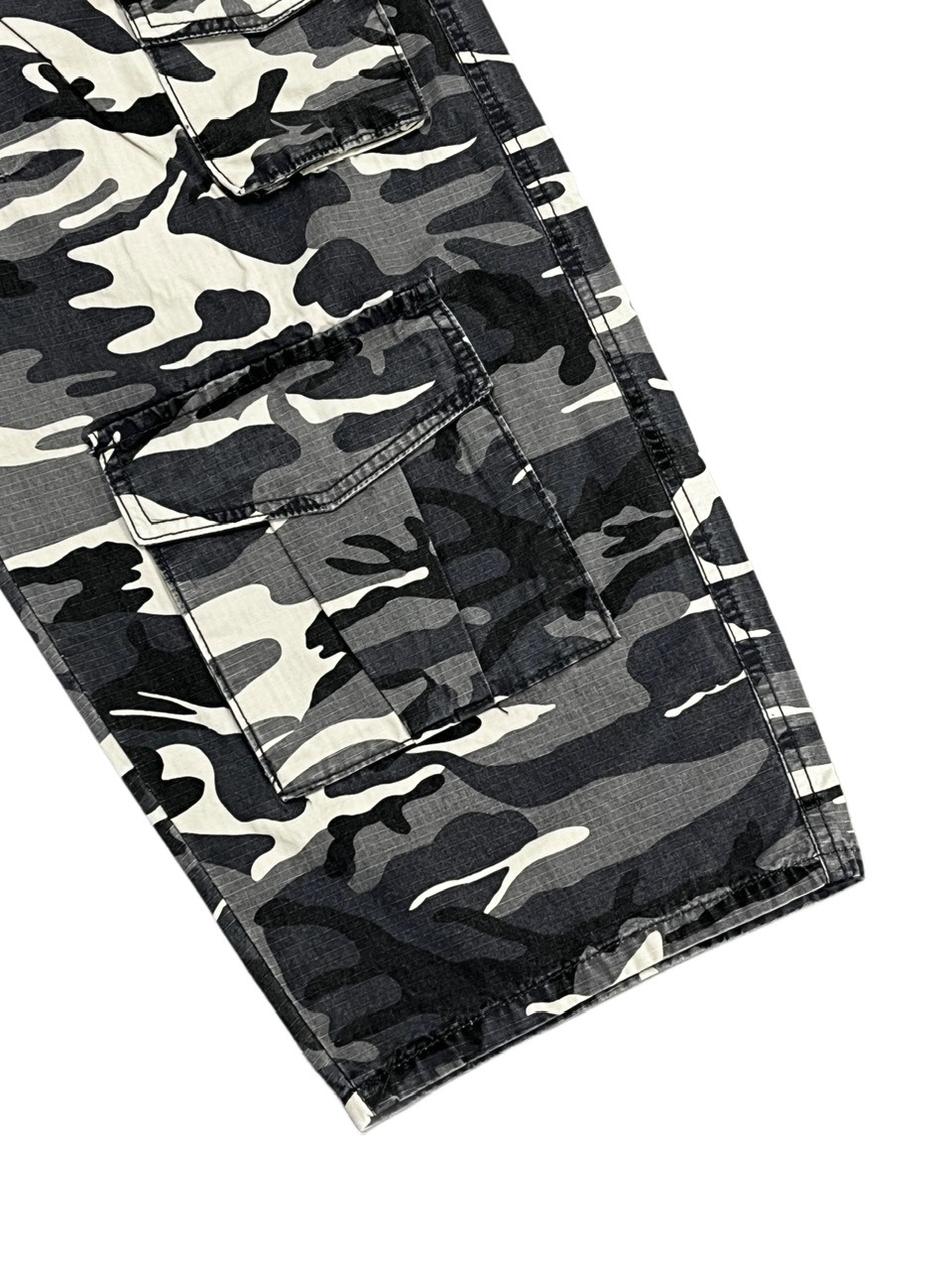 Never mind the XU】camouflage pants (2color) | OUR BRAND,Never