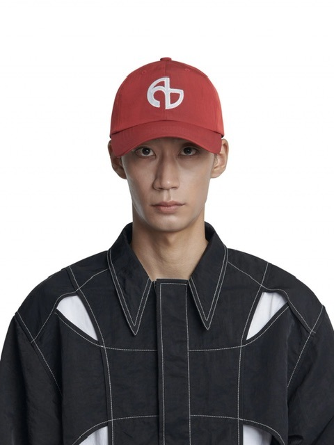 日本未入荷NOMANUALのREFLECTIVE SYMBOL LOGO BALLCAP 全2色 NOMANUAL】REFLECTIVE SYMBOL LOGO BALLCAP | OUR BRAND