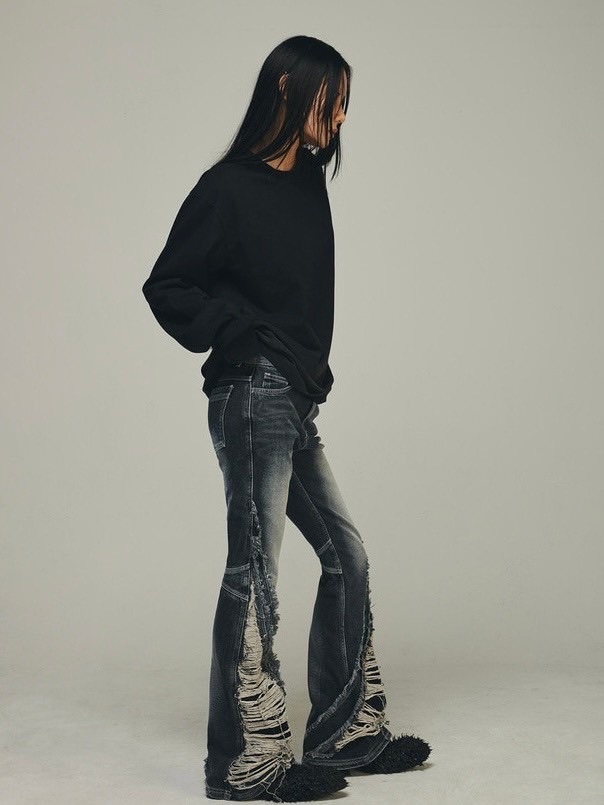 BLR BLUER ダメージデニムパンツ BLR BLUER（ビーエルアールブラー）の「韓国ブランド BLR BLUER
