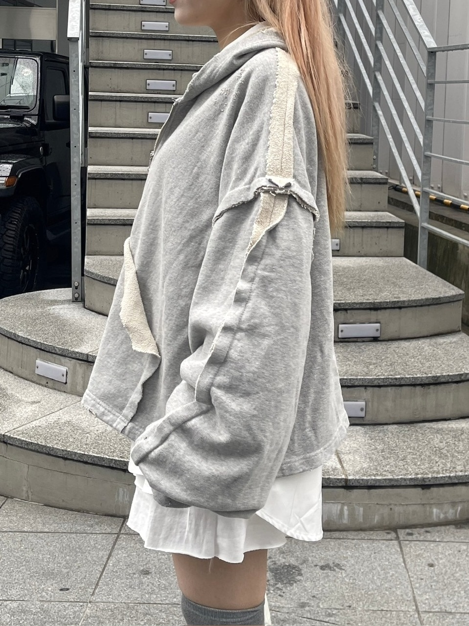 受注制【nmtc +】reverse design damage zip up hoodie (3color