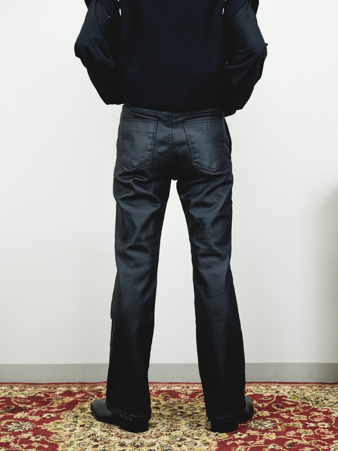 受注制【Chikashitsu +】coating flare denim pants | OUR BRAND
