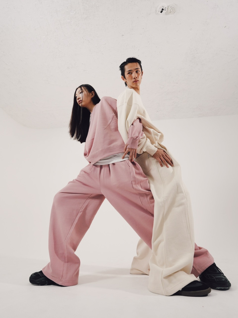 【CS】2tuck sweat pants (ivory)