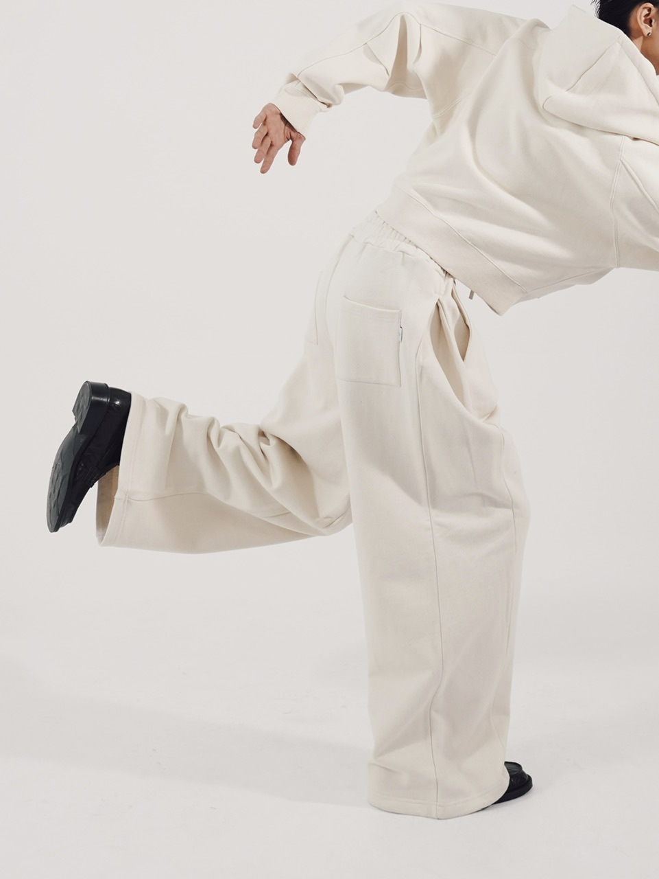 CS】2tuck sweat pants (ivory) | OUR BRAND,Chikashitsu +,CS