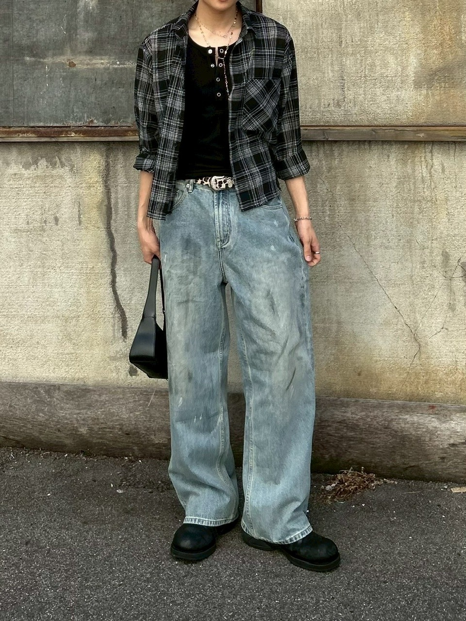 Chikashitsu +】dirty wash semi wide denim (2color