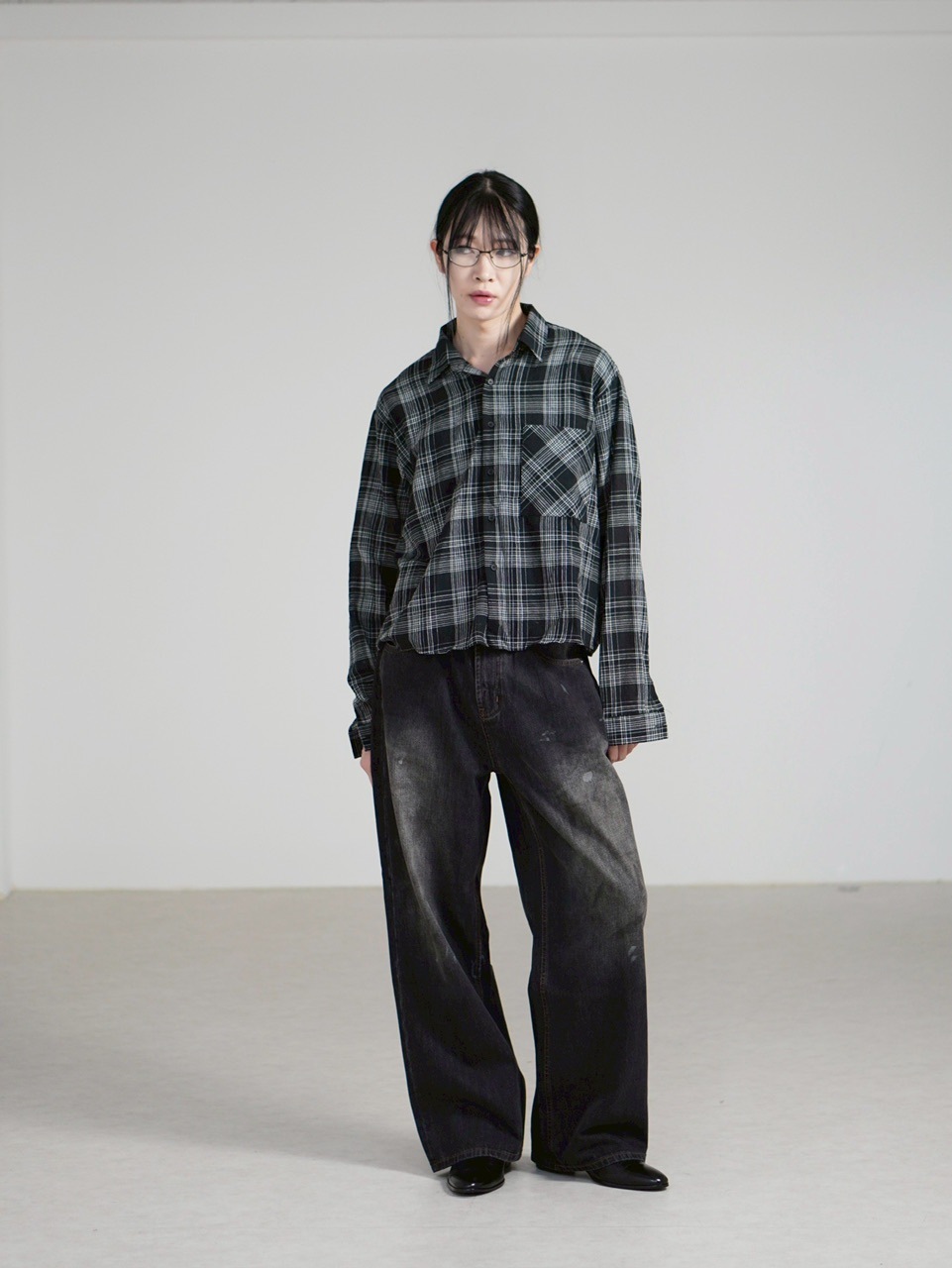 Chikashitsu +】dirty wash semi wide denim (2color