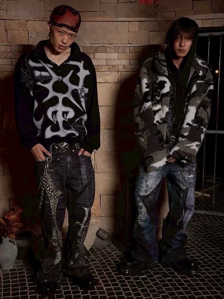 【DND4DES】GRAFFITI EMBROIDERED POLO HOODIE JACKET