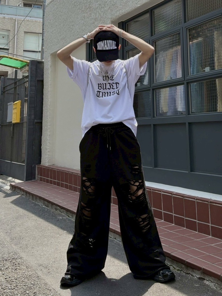 nmtc +】damage sweat pants (2color) | OUR BRAND,nmtc +,BOTTOMS