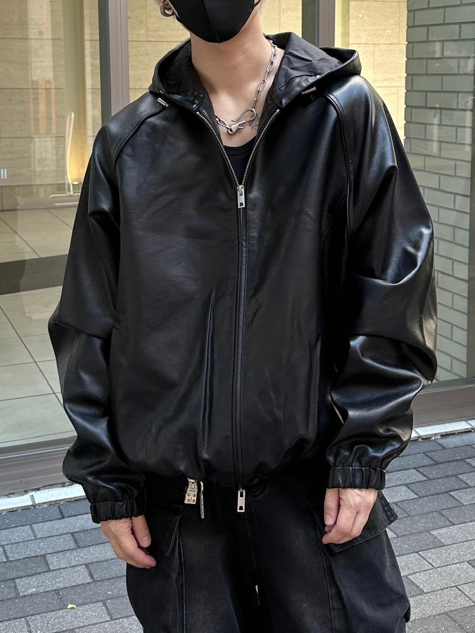 Chikashitsu +】fake leather hooded blouson (2color