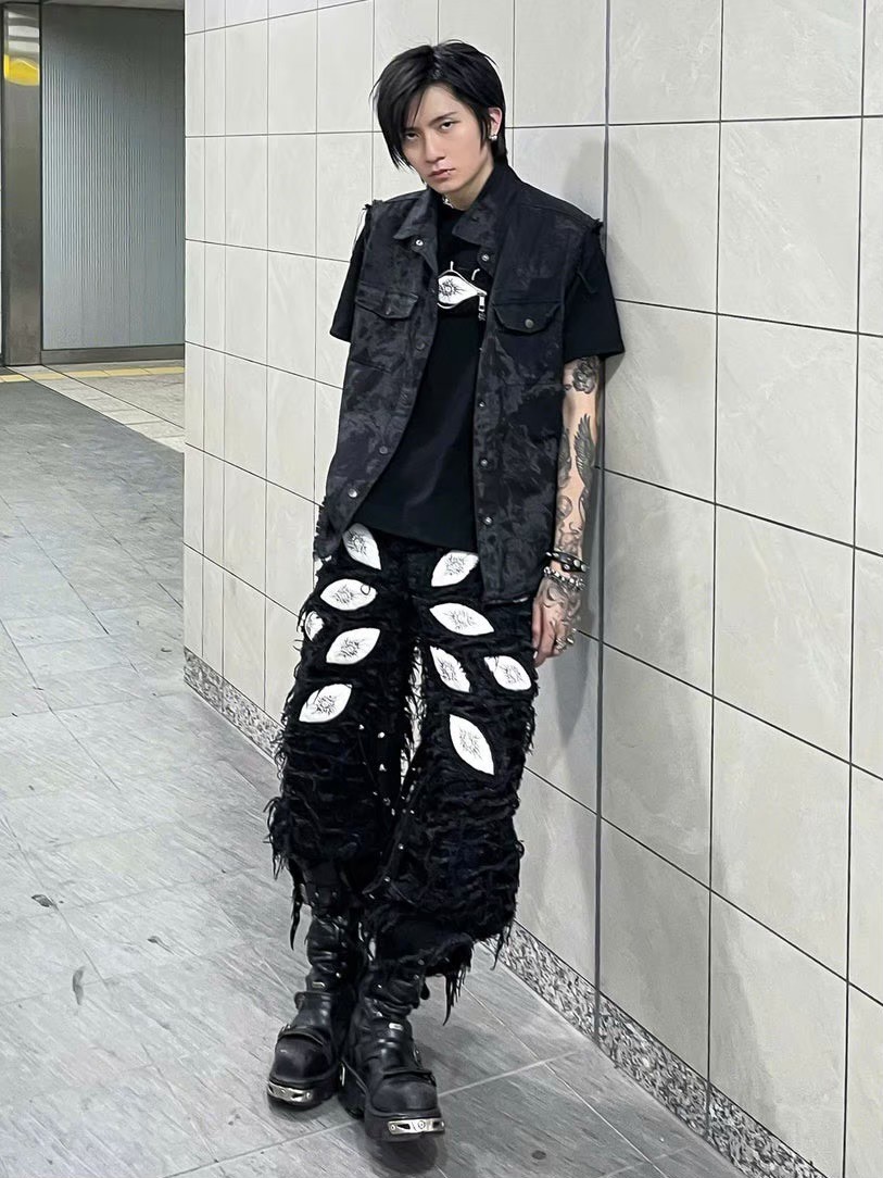 Opium UNIZ WORLD パンツ Opium UNIZ WORLD パンツ - メルカリ