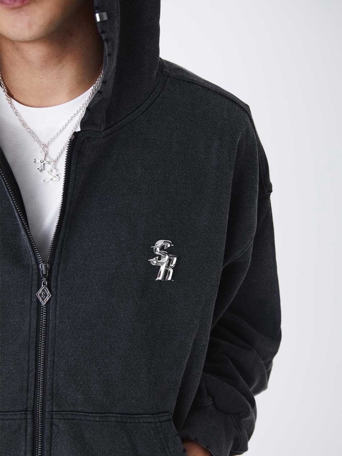 SUPPLIER】Vintage Wash Pierced Zip Hoodie / 【サプライヤー】ロゴ