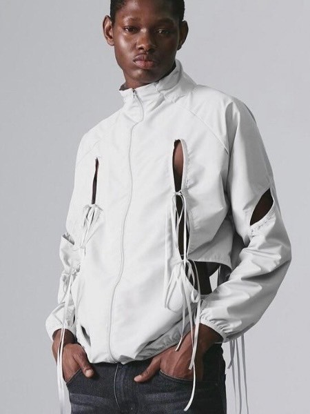 [NACHE] CUT-OUT WIND BREAKER /追跡付 5/22再入荷【NACHE】CUT-OUT WIND BREAKER (UNISEX) | OUR BRAND