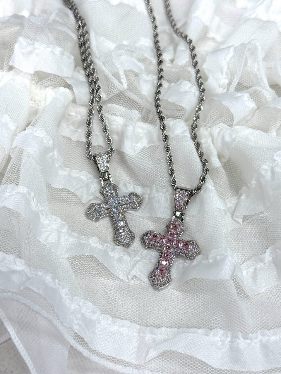 受注制【nmtc +】zirconia cross necklace (2color)