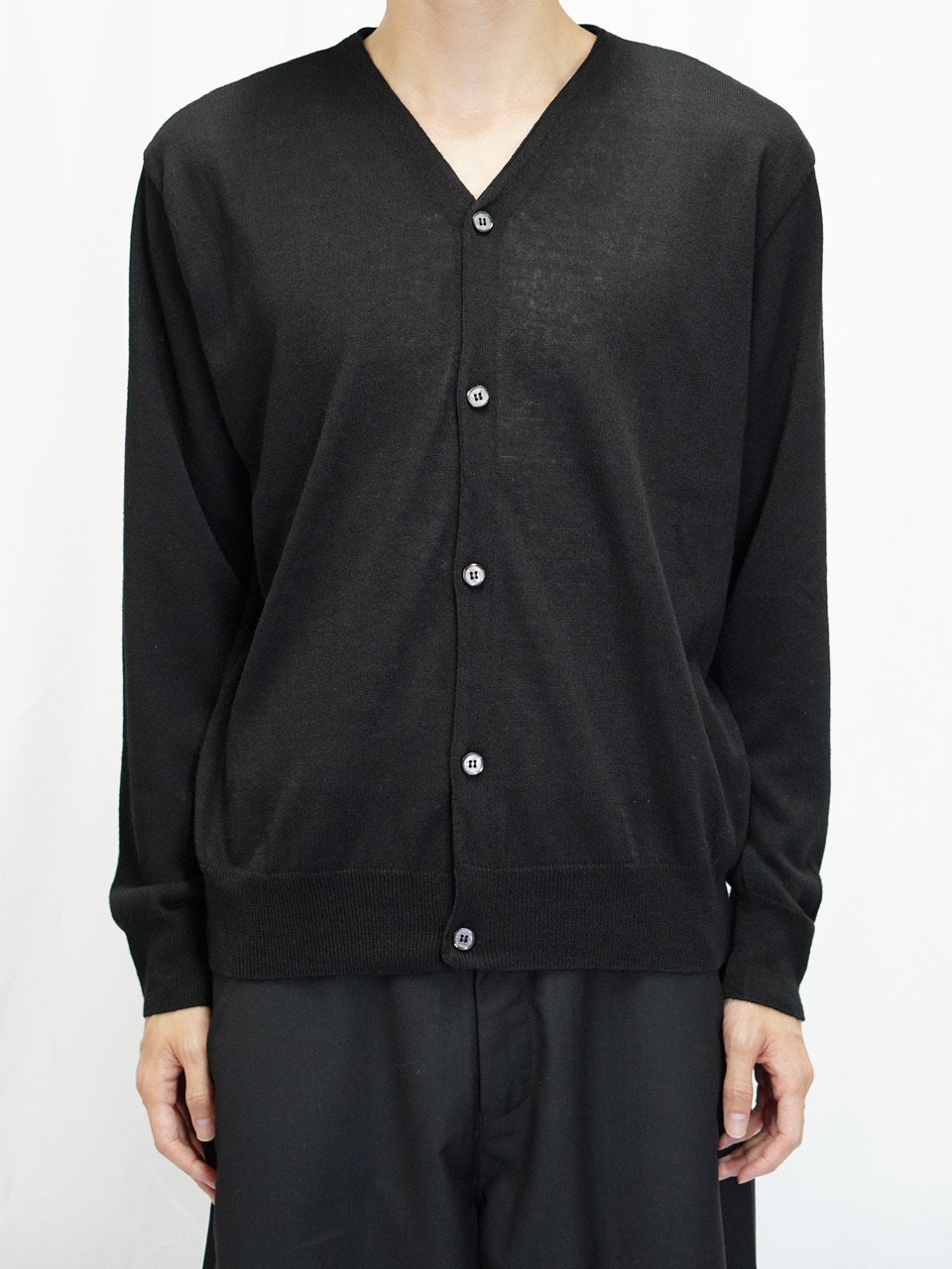 東京店WEB限定【Chikashitsu +】cropped linen knit cardigan