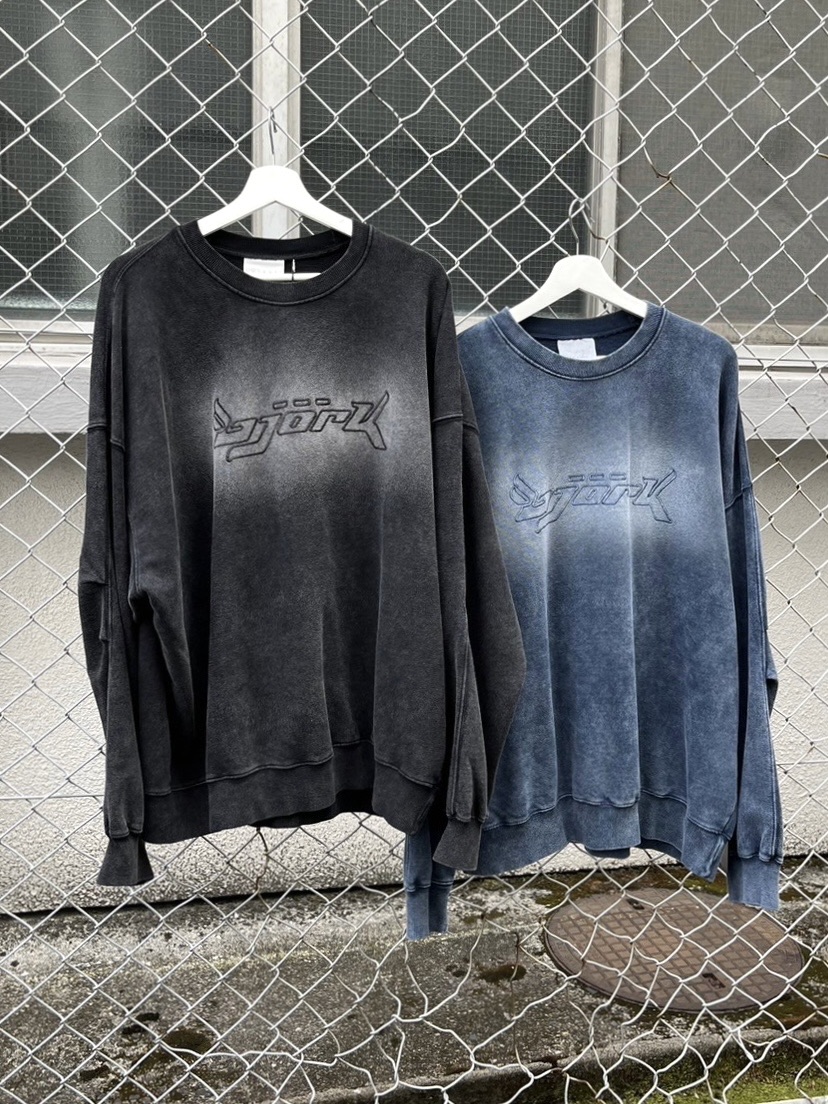 【XU DOG】washed design sweatshirt (2color)