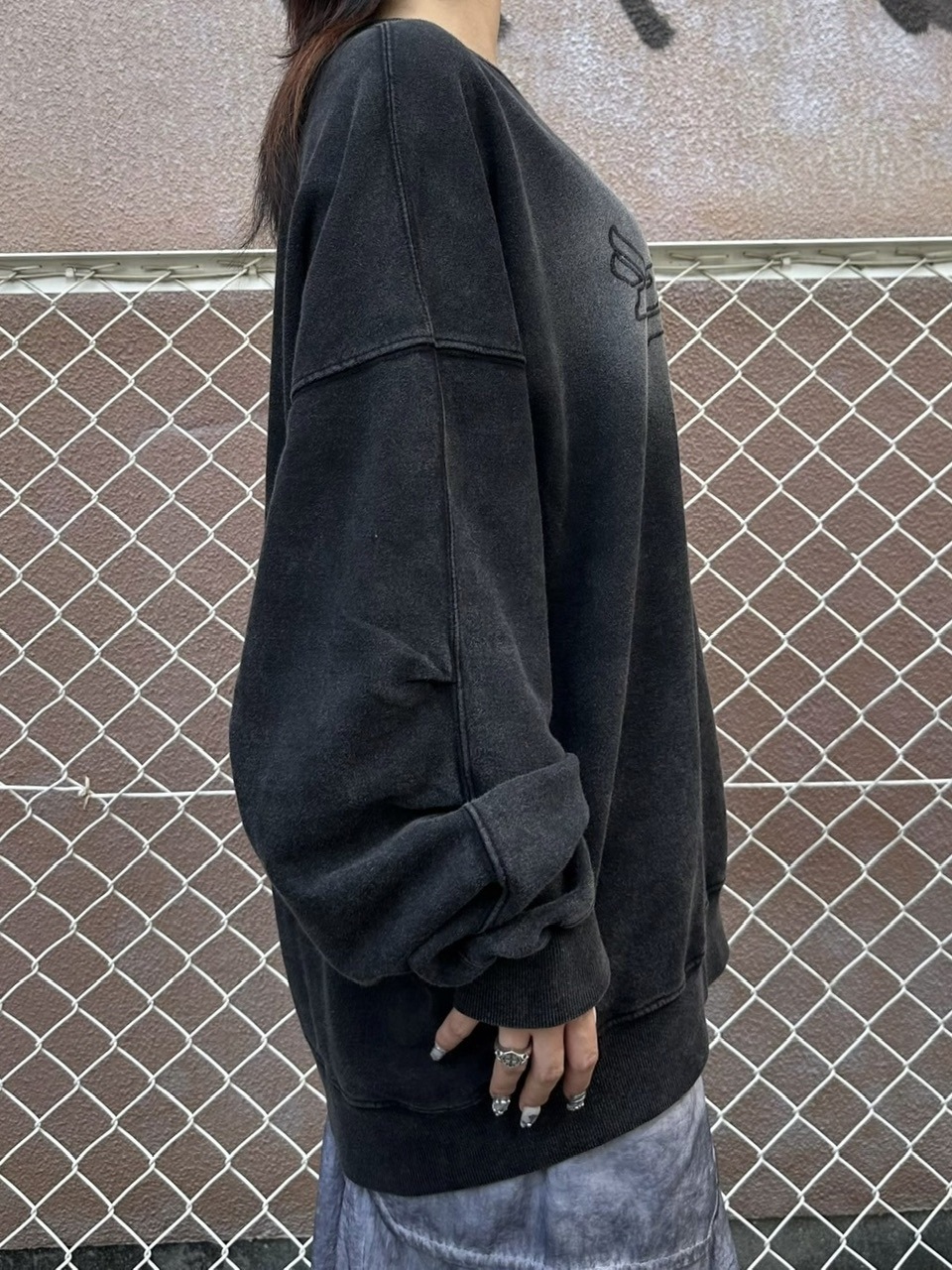 【XU DOG】washed design sweatshirt (2color)